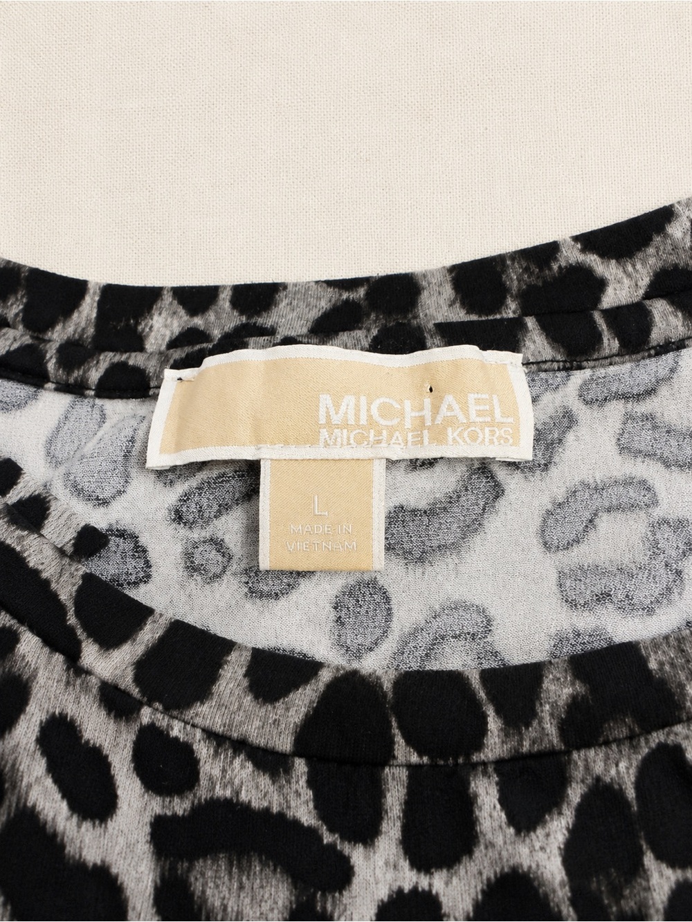 Michael Michael Kors Leopard Print Puff Sleeve Top Gray Black Women’s Large - Picture 4 of 4